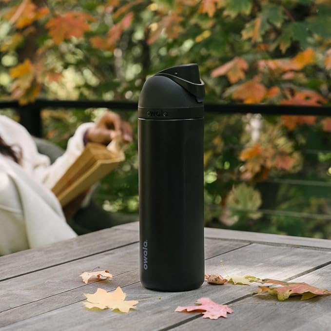 Owala FreeSip Insulated Stainless Steel Water Bottle with Straw, BPA-Free Sports Water Bottle, Great for Travel, 40 Oz, Very, Very Dark
