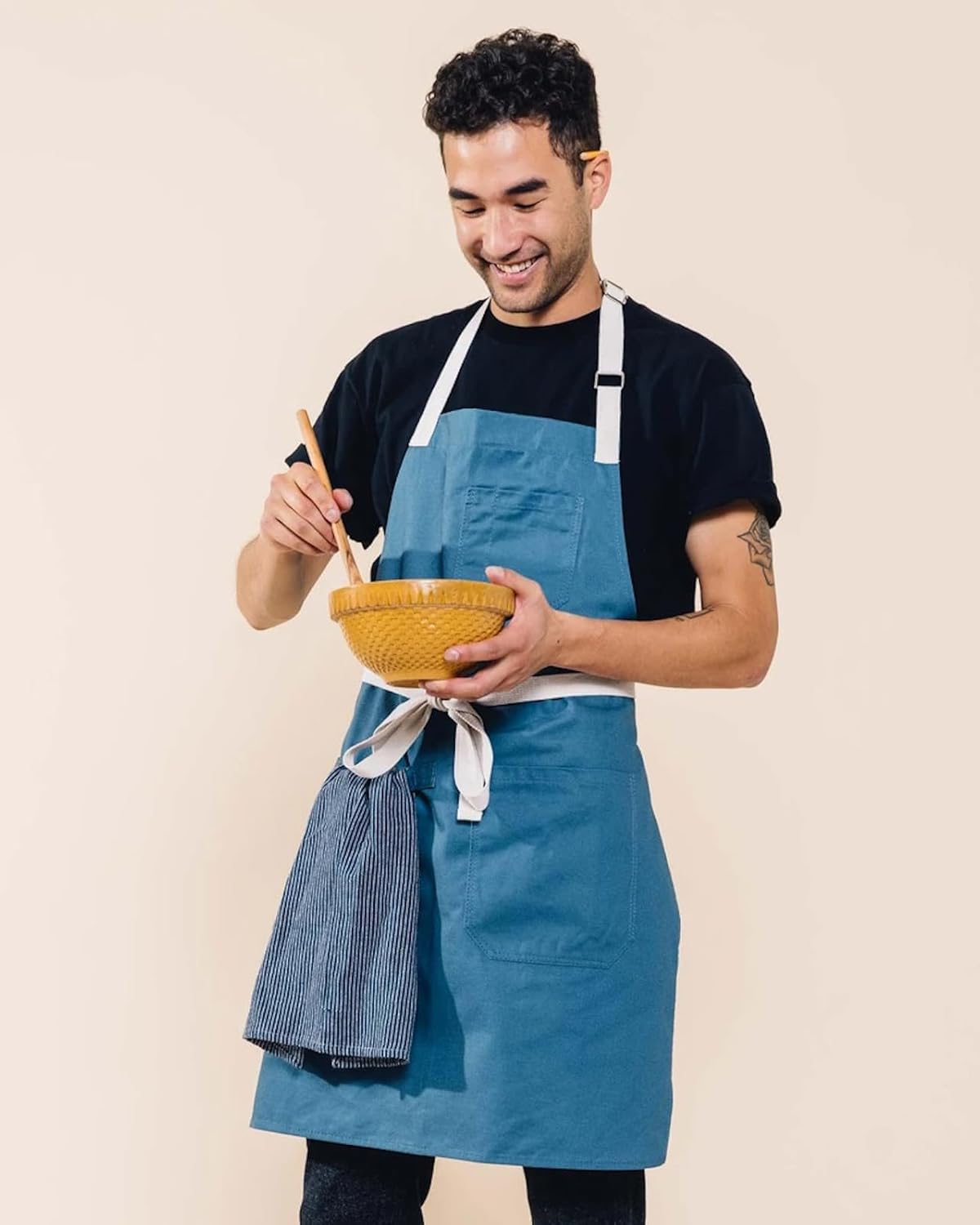 Caldo Daily Cotton Kitchen Apron for Cooking - Mens and Womens Professional Chef or Server Bib Apron - Adjustable Straps with Pockets and Towel Loop (Vintage Blue)