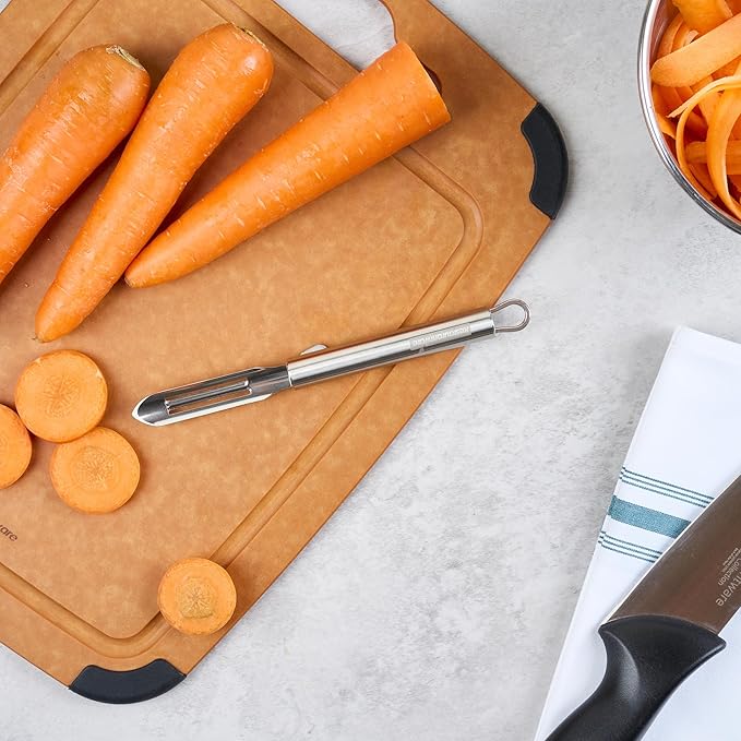 Restaurantware Stainless Steel Straight Vegetable Peeler - German Standard - Double Edged Kitchen Peeler Dishwasher Safe, Sharp Blades - Potato Peeler for Potato, Apple, Cucumber